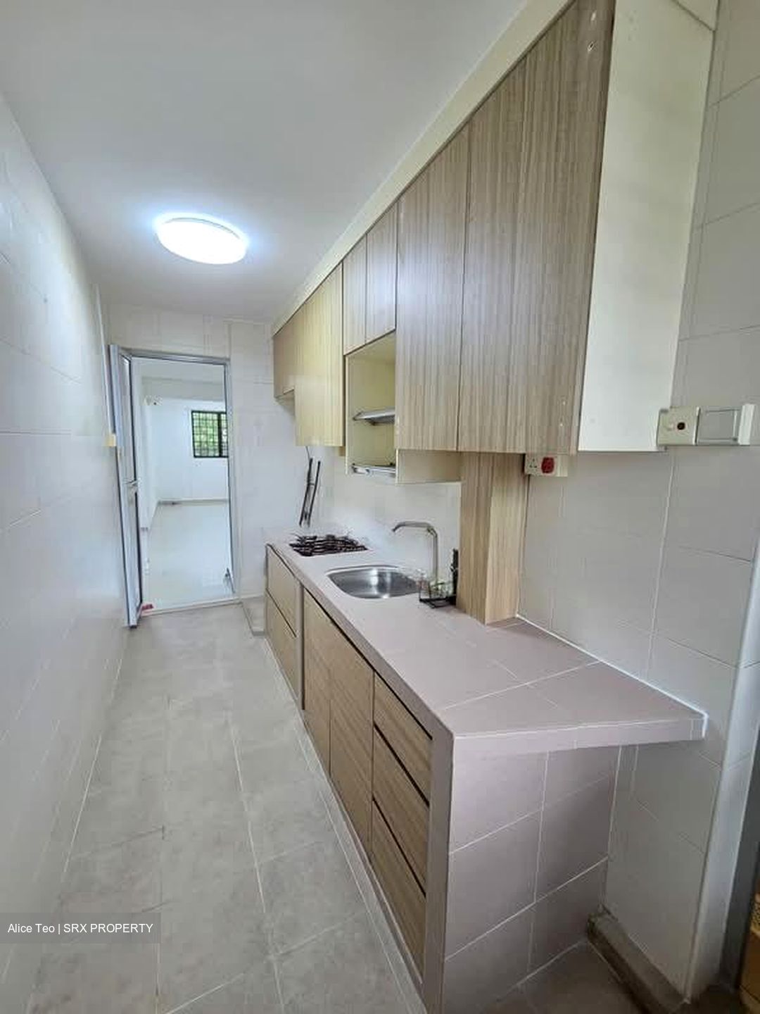 Upper Boon Keng Road (D14), Shop House #576547421